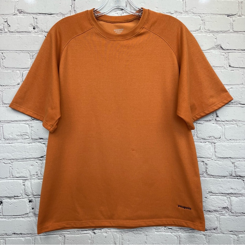 Patagonia Capilene Crew Short Sleeve Outdoor Performance Shirt Burnt Orange Sz M
